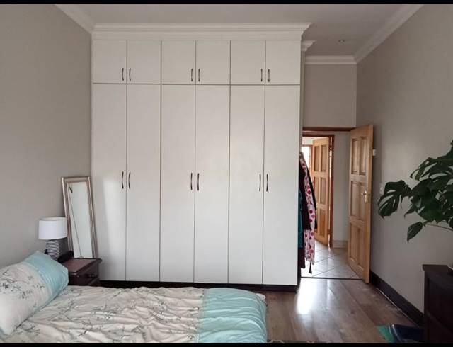 2 BEDROOM TOWNHOUSE FOR SALE IN COMET